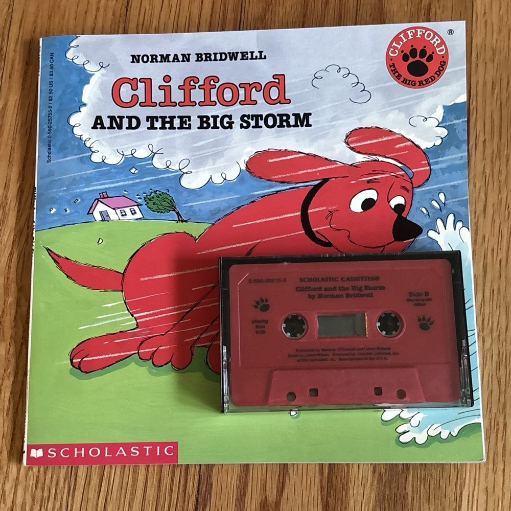 Scholastic Cassettes Read Along Clifford Books with Cassette Tapes